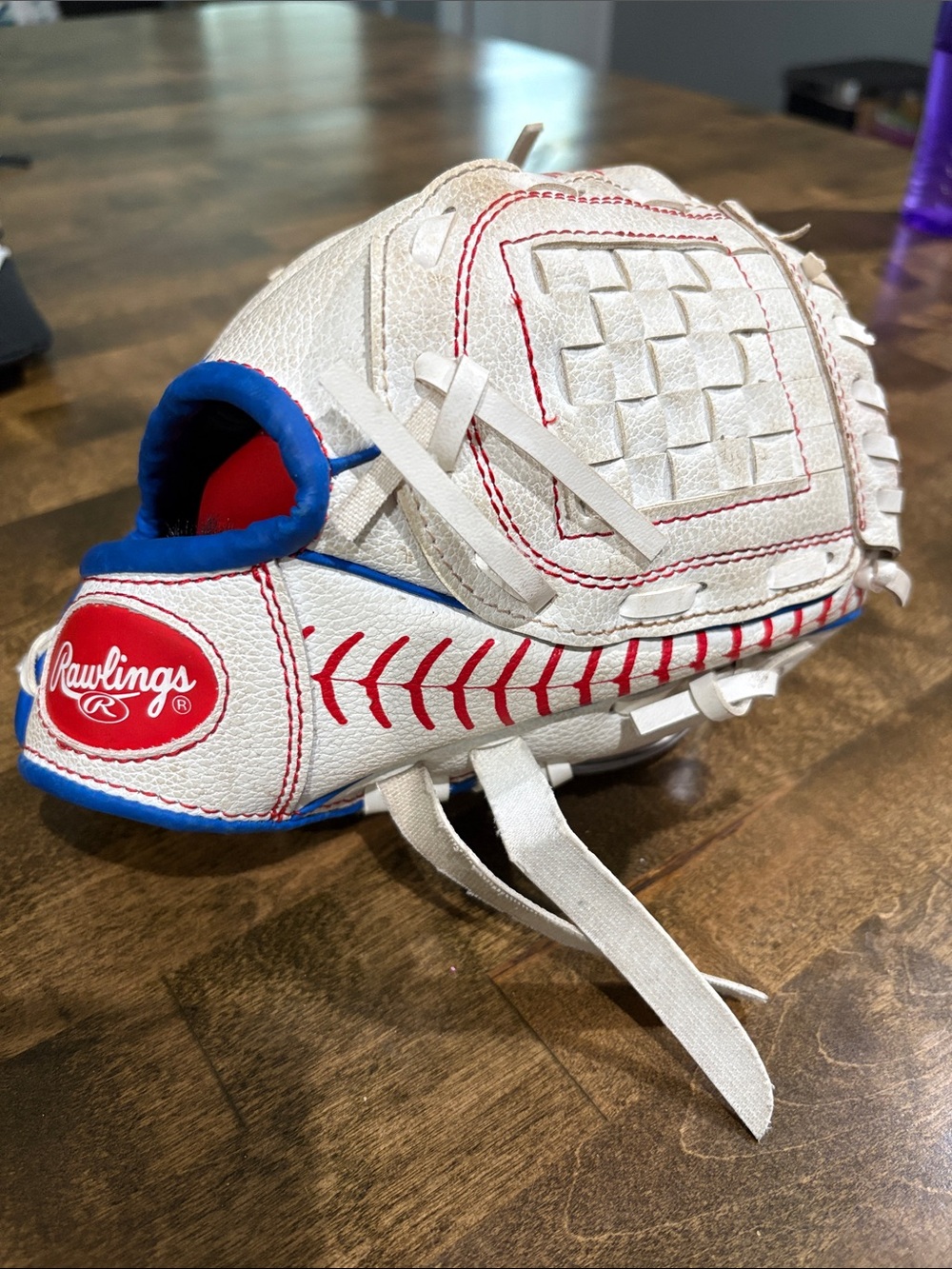 Rawlings White, Red & Blue Kids Baseball Glove